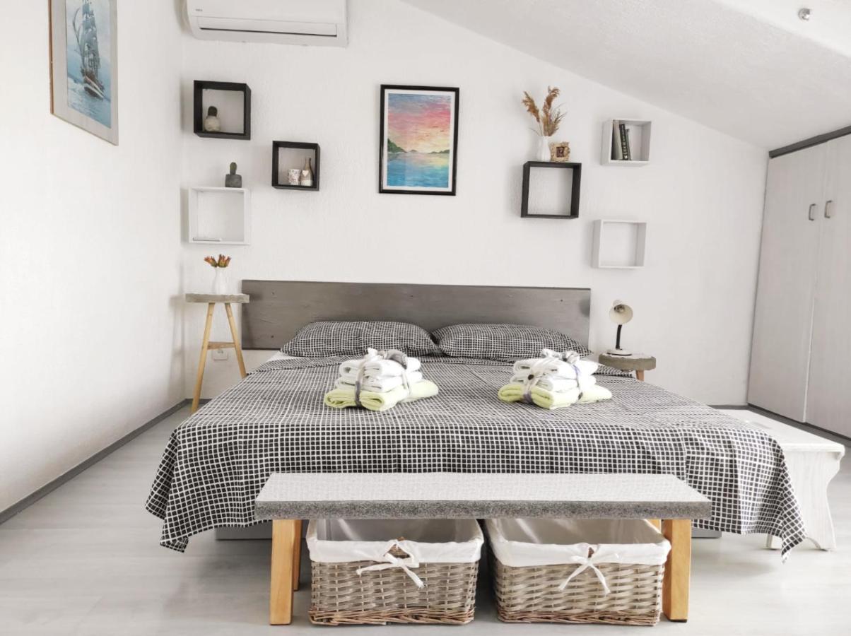 Apartmani Mlaja Trpanj Exteriér fotografie